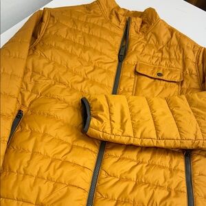 Faherty Men's Gold Atmosphere  Puffer Jacket in SZ Medium
